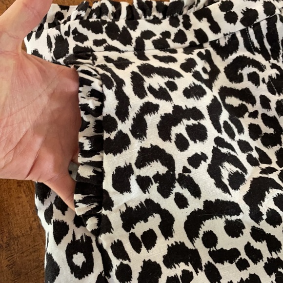 JCREW Ladies Print Shorts - Picture 3 of 7